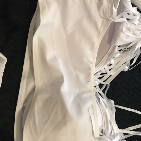 COPY - 2pc Fringe Bikini - Picture 6 of 7